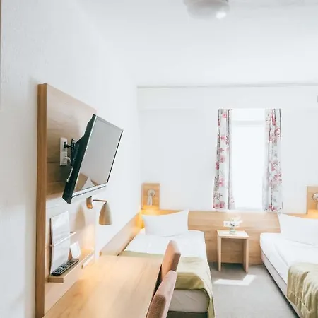 Hotel Andres 2*